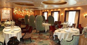 Oasis-DiningRoom Source: Royal Caribbean Press Center