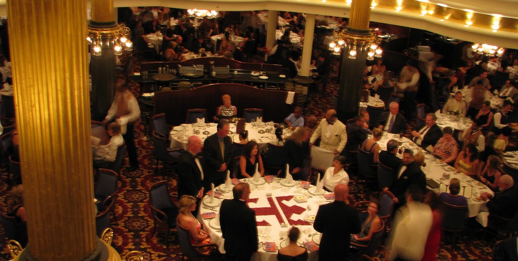 Grande-Restaurant- Source: Flickr@Rennett Stowe