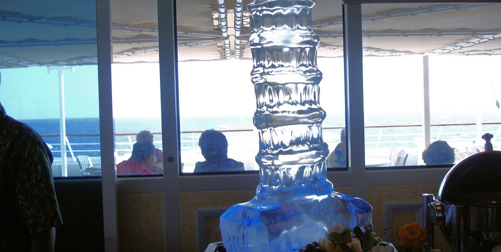 Ice-Sculpture Source: Flickr@Lyn Gateley