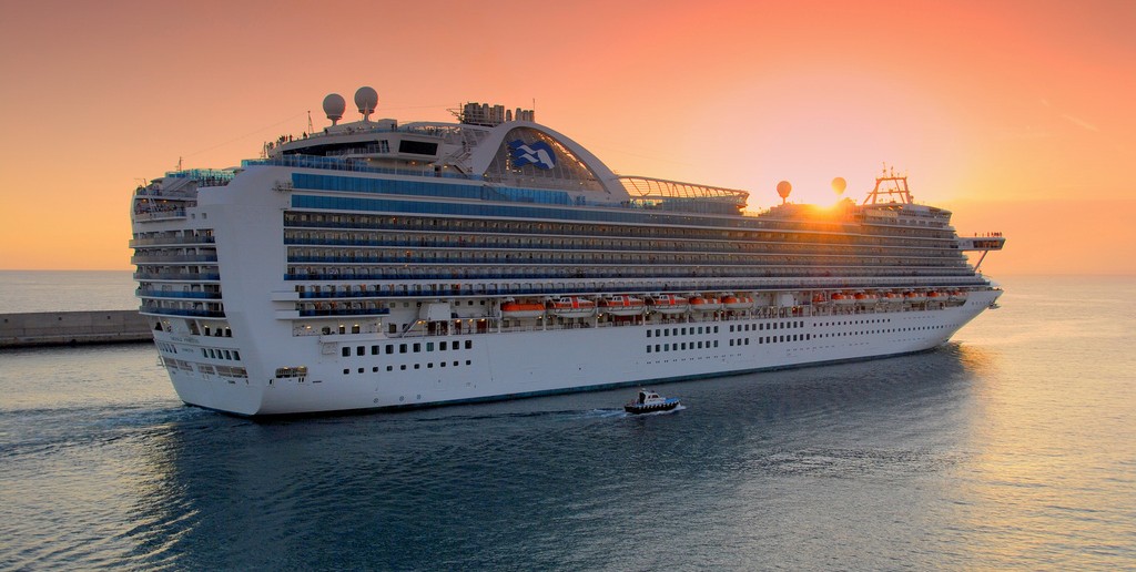 MS Emerald Princess in the Sunset Source Flickr@Raging Wire