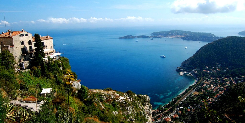 Eze Village, Cote d'Azur Source Flickr@Synn Wang