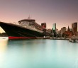 Queen Mary 2 cruise ship in Sydney. Sourced from Flickr creative commons, credit: Sacha Fernandez