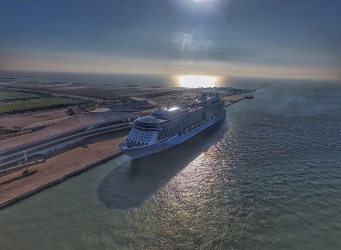 Ovation of the Seas - Royal Caribbean Press CEnter