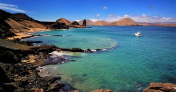 galapagos island hopping guide